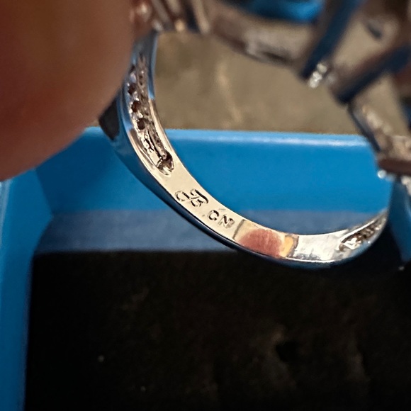 Joan Boyce Sterling Silver Large Anniversary Ring Faux Diamonds New Sz 5 - Picture 10 of 10